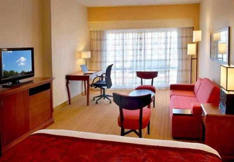 Courtyard By Marriott Newark Elizabeth Hotel Eksteriør billede